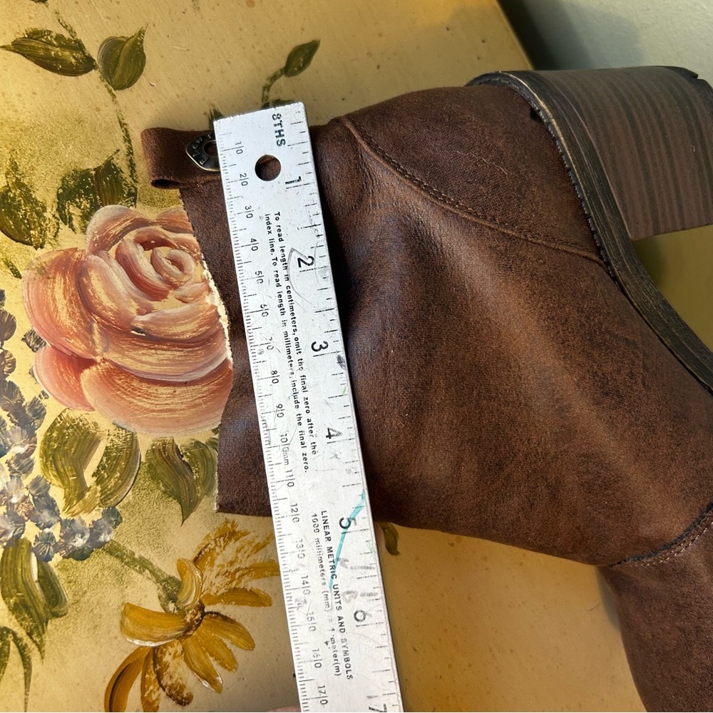 Blowfish Brown Ankle Boots with Faux Fur Lining - Picture 10 of 13